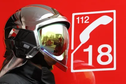 Cinq véhicules détruits dans un incendie