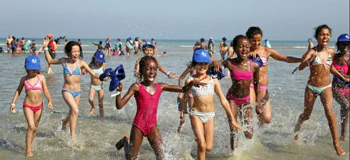  Le Secours Populaire recherche des familles pour offrir des...