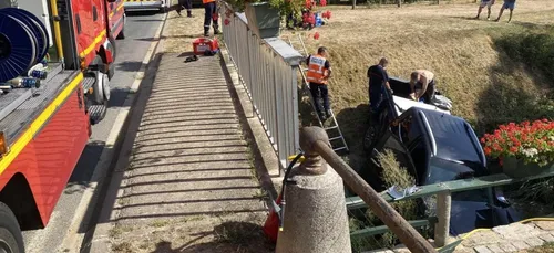 Une femme enceinte héliportée après un accident