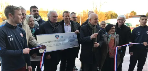 Metz : le Stade Dezavelle nouvelle version inauguré