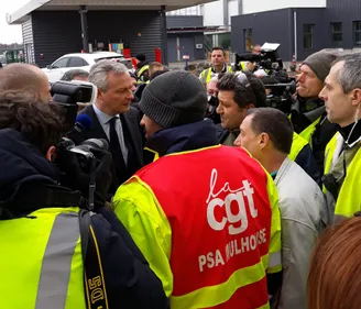 ACCUEIL GLACIAL DE LA CGT PSA MULHOUSE POUR BRUNO LE MAIRE