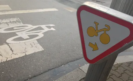 VÉLO | Bientôt une carte grise pour les cyclistes ? Le CADR67...