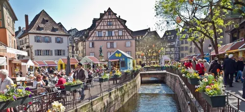 PÂQUES | Dans les rues alsaciennes l'heure est aux festivités...