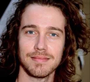 JULIEN DORÉ FAIT UNE ANNONCE POUR SES FANS