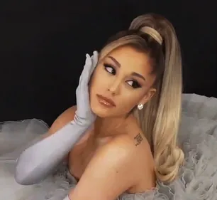 ARIANA GRANDE S’OFFRE UN JOLIE CADEAU