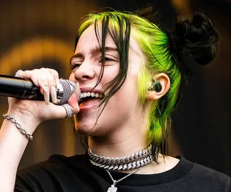 NOUVEAU STYLE POUR BILLIE EILISH