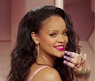 GROS BUZZ POUR RIHANNA SUR LES RESEAUX SOCIAUX