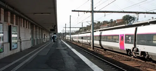 Trélazé : un contrôleur SNCF s’est fait agresser