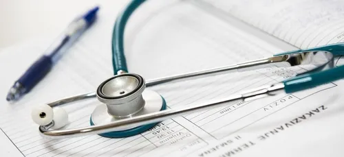La photo de ces deux enfants dans un hôpital fait polémique
