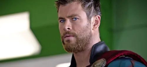 Chris Hemsworth arr&ecirc;te sa carrière à Hollywood !
