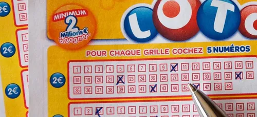 Jackpot : il gagne au loto gr&acirc;ce à un biscuit chinois !