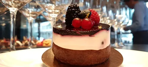 Le meilleur p&acirc;tissier du monde est une femme et elle est...