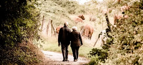 Après 71 ans de mariage, elle décède de chagrin 12h après son mari