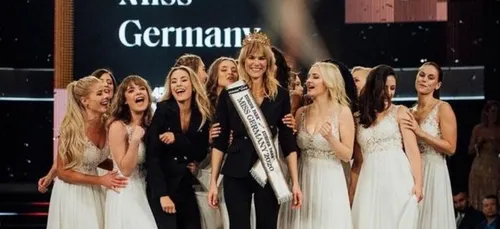 Pour la première fois, une mère de famille de 35 ans élue Miss...