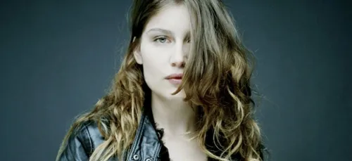 Laetitia Casta pose nue sur Instagram (Photo)