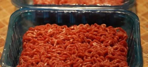 Rappel de steaks et viandes hachées vendus dans plusieurs enseignes