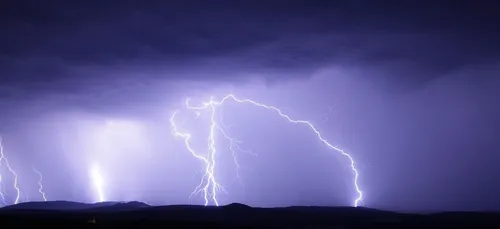 Orages : 13 départements en vigilance orange ce vendredi