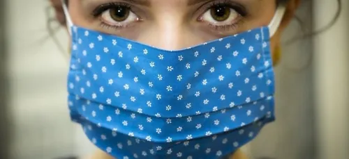 Masque obligatoire dans les lieux publics clos dès "la semaine...