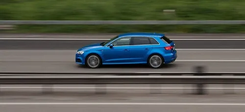Surpris à 249km/h sur l’autoroute, il explique qu’il voulait...