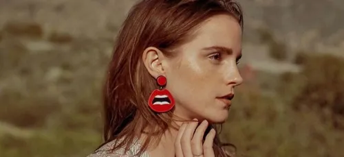 Cette étudiante, véritable sosie de l’actrice Emma Watson, fascine...