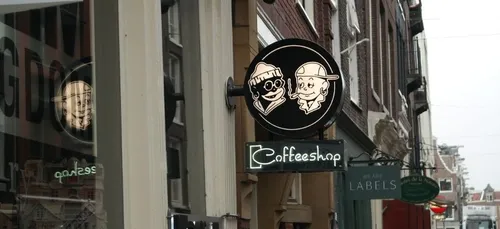 Les coffee-shops d’Amsterdam bientôt interdits aux touristes...