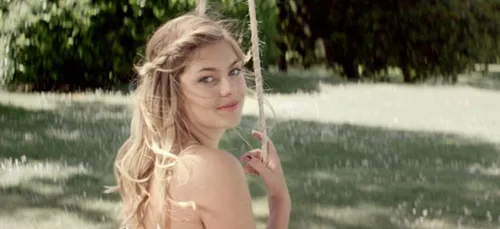 Louane : son rituel pour surmonter une rupture amoureuse