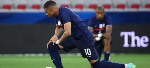 Euro 2020 : les Bleus genou à terre avant le match face à l’Allemagne