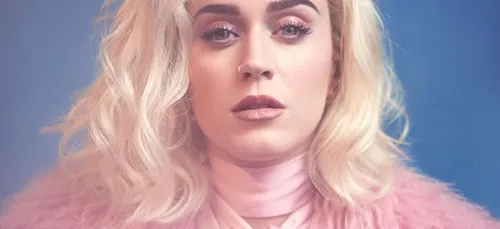 Katy Perry : après le blond platine, elle ose une nouvelle couleur...