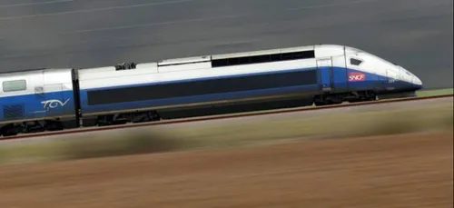 Charente-Maritime : un TGV percute un bloc de béton !