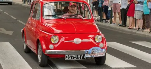 La Traversée d’Orléans a accueilli 300 véhicules de collection