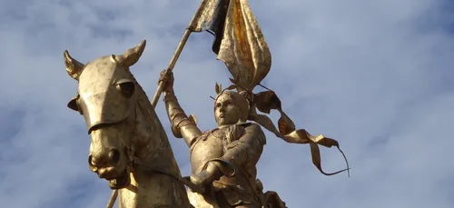 Jeanne d’Arc : le père de Mathilde Edey Gamassou réagit aux tweets...