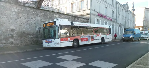 Nouveau caillassage de bus à Soyaux : service interrompu jusqu’au...