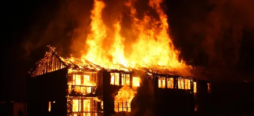 Loir-et-Cher : deux fillettes meurent dans un incendie