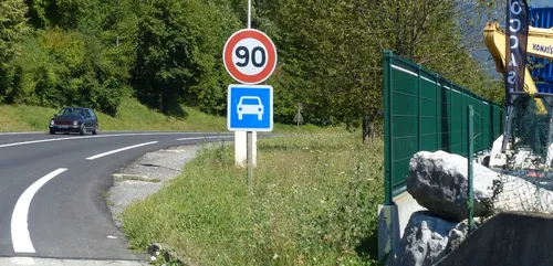 Indre-et-Loire : 300 panneaux de signalisation vont bientôt changer !