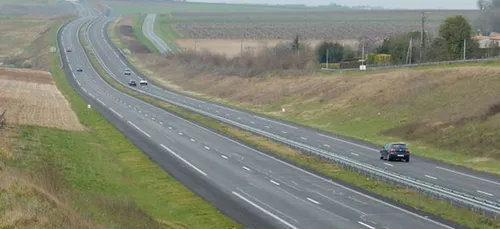 Charente : un mineur meurt percuté sur la RN141
