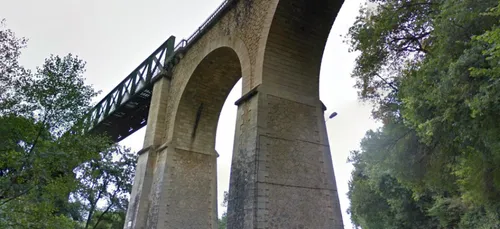 Vienne : malgré l’interdiction, ils sautent d’un viaduc et se...
