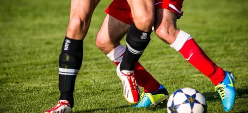Niort : un joueur de foot reçoit une balle de plomb dans le dos