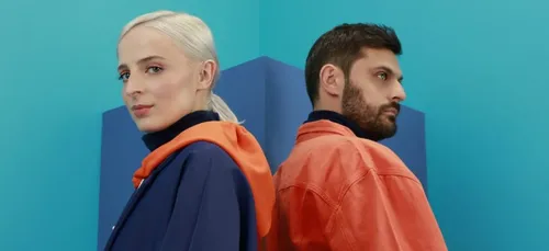 Live Session "à la maison" avec Madame Monsieur : suivez-la en...