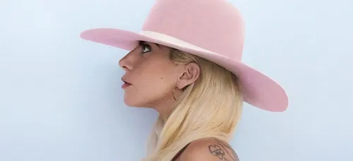 Lady Gaga : son premier rôle au cinéma dans " A Star Is Born " (Vidéo)