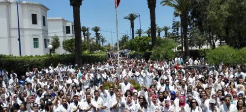 Maroc- grogne: 305 médecins du secteur public jettent l'éponge et...