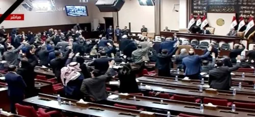 Irak : historique, le Parlement irakien vote à la majorité la fin...