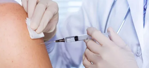 Vaccination anti-Covid-19  : le Maroc, premier pays au monde à...