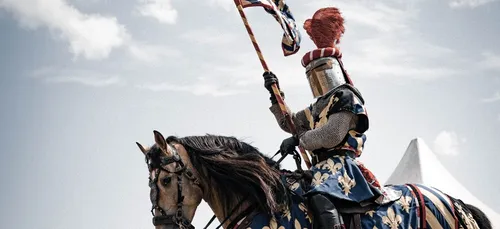 Mona FM partenaire du tournoi de la chevalerie à Comines