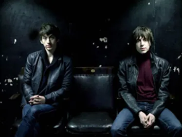 The Last Shadow Puppets planche sur un nouvel album