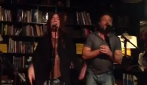 Patti Smith en duo avec Russel Crowe !