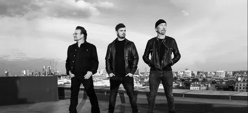 Martin Garrix dévoile avec Bono 'We Are The People', hymne officiel...
