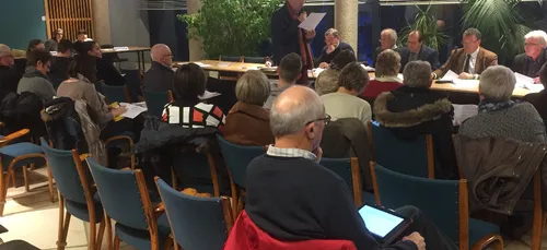 43 élus sur 136 au dernier Conseil Municipal de Vire Normandie