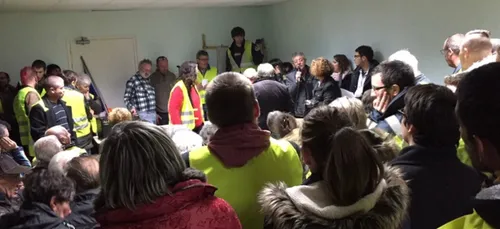 Bagarre entre gilets jaunes à Vire Normandie