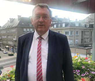 Marc Andreu Sabater réélu maire de Vire Normandie
