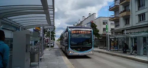 Saint-Nazaire : un scootériste décède dans un accident avec un bus